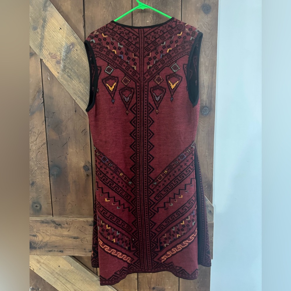 Reversible Elegant Red And Black Patterned Dress - image 3